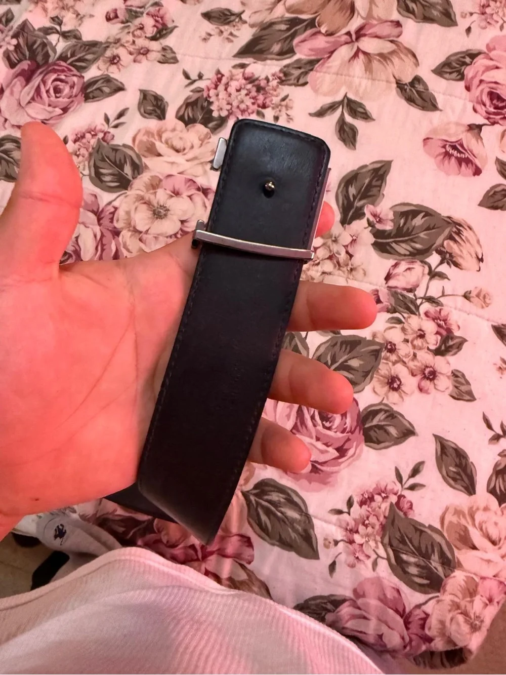 Louis Vuitton belt has